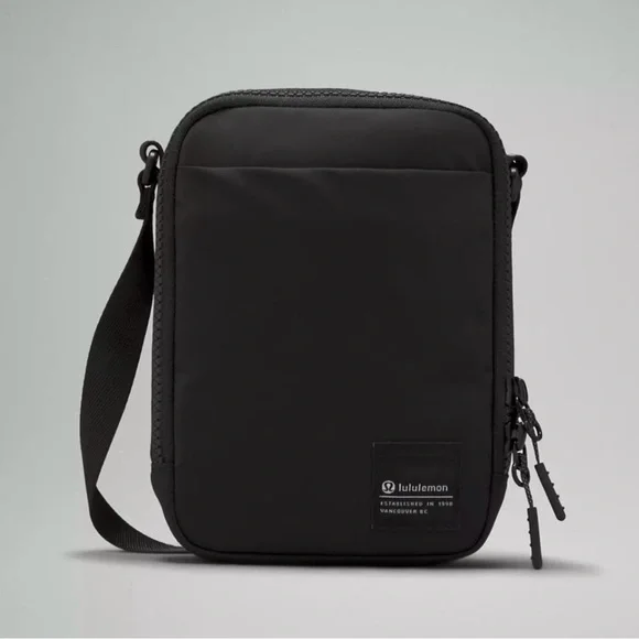 Lululemon Crossbody - Picture 4 of 4